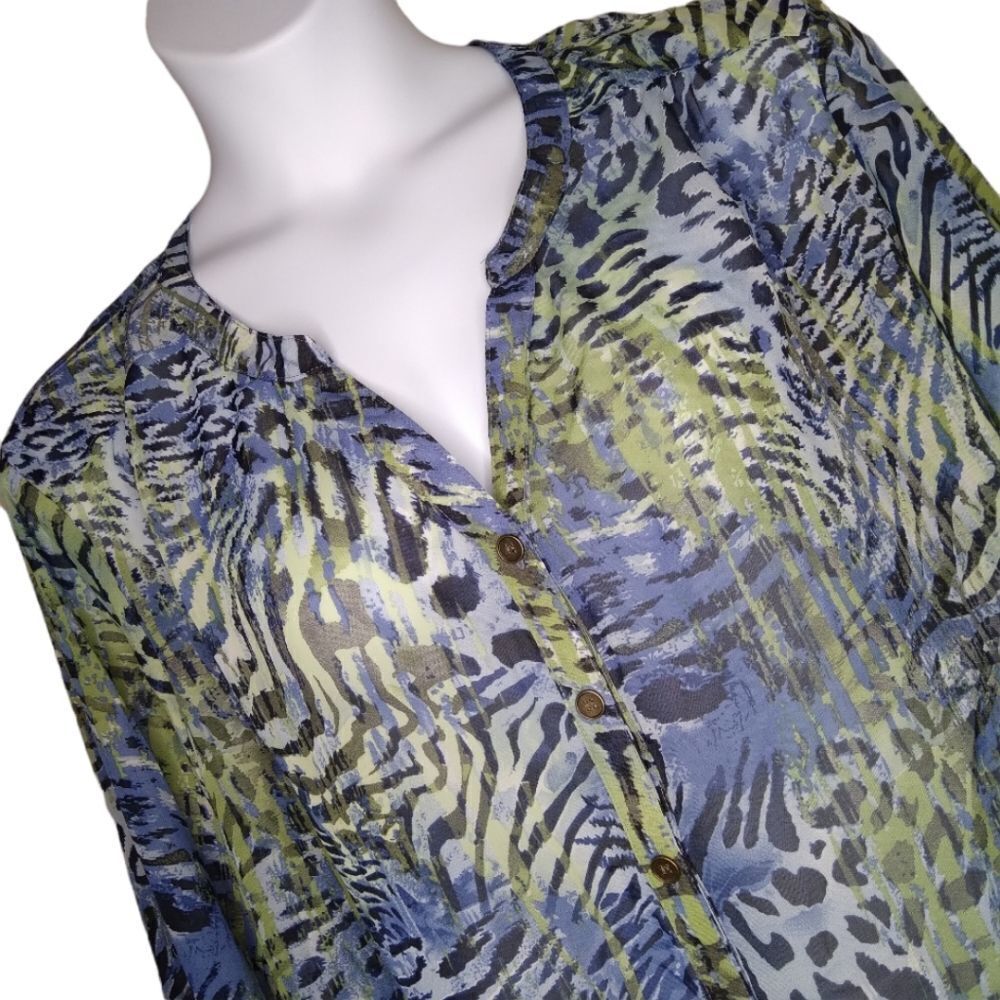 Roz & Ali Top Button Down Sheer 3X